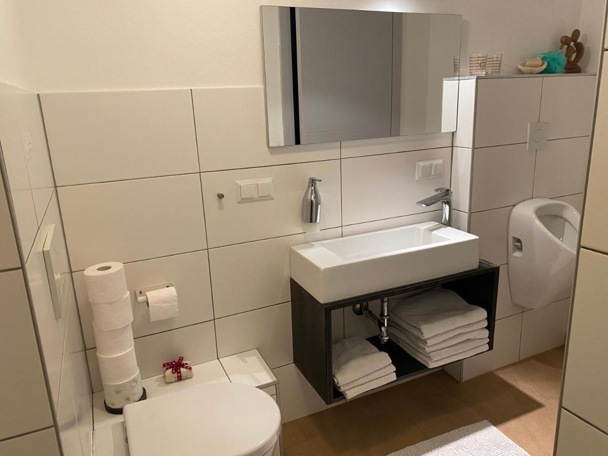 Ferienwohnung Nedwed Portschach am Woerthersee Luaran gambar